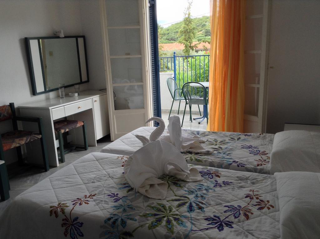 Musses Hotel Koukounaries Bilik gambar